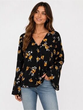 Torrid Black Floral Surplice Blouse | Size 0 (Large) | Long Sleeve